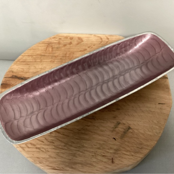 Beautiful Cast Aluminum Serving Tray / Decor Tray / Fruit Tray - Heavy & Solid - Picture 6 of 15